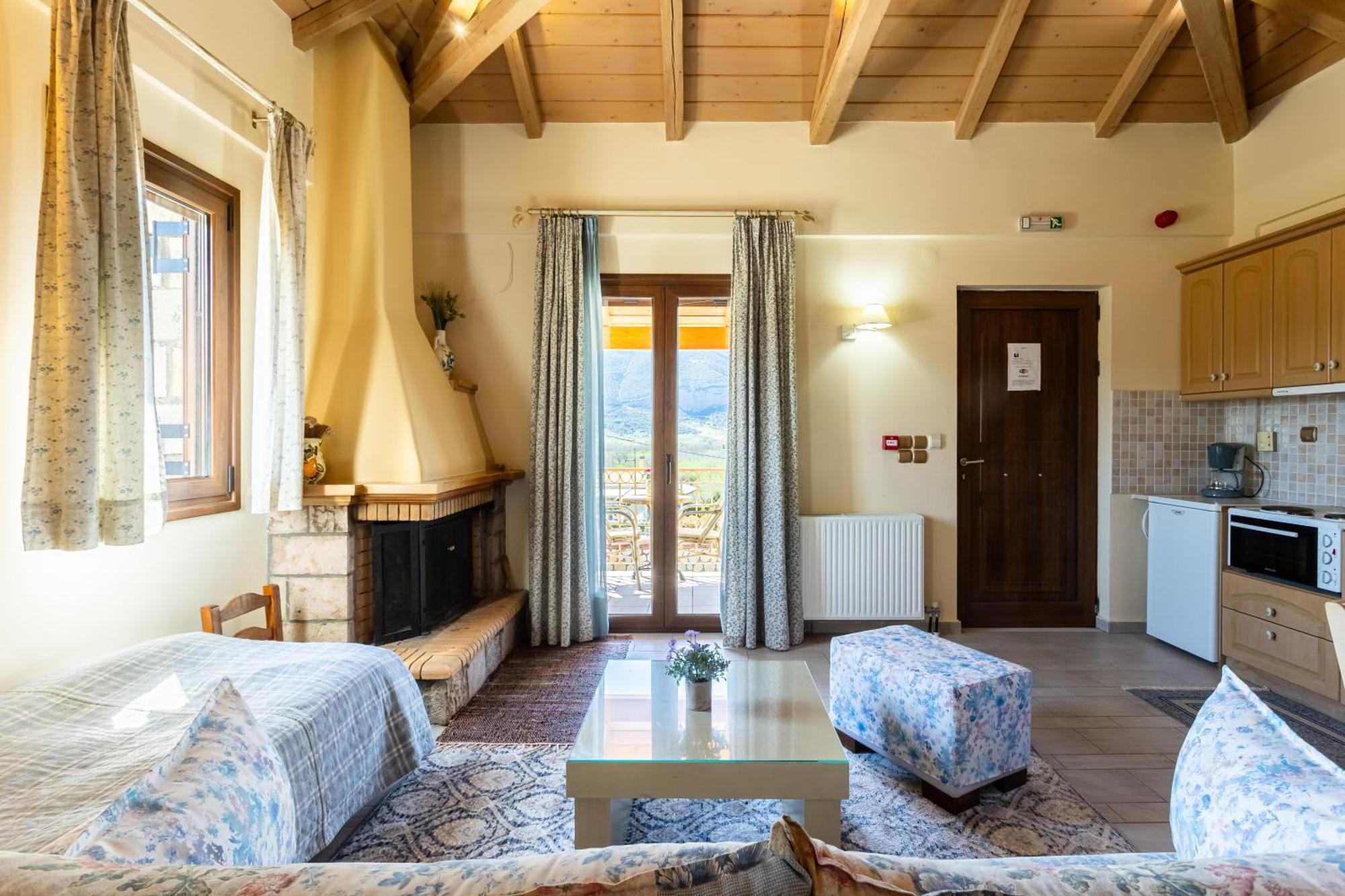 Pleiades Studios All Season Gems - Korinthos Stone Retreats Kalianoi Экстерьер фото