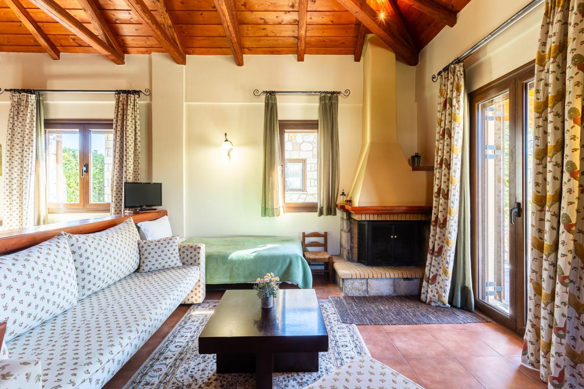 Pleiades Studios All Season Gems - Korinthos Stone Retreats Kalianoi Экстерьер фото